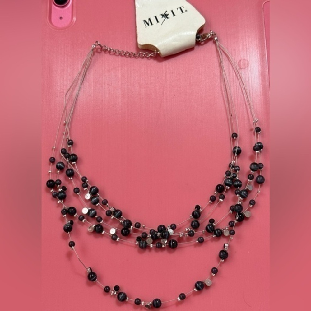 JCPenney Black and Silver Multi-Strand Necklace 🌟